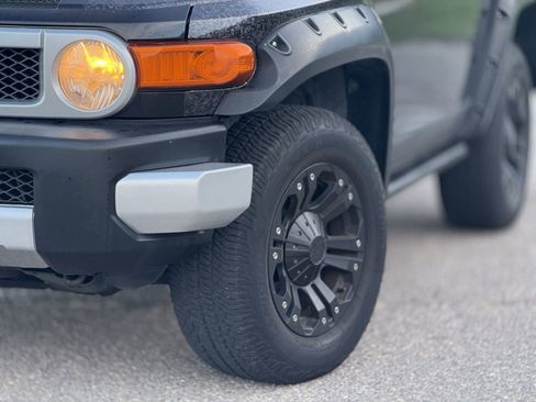 Used 2007 Toyota FJ Cruiser 4WD image 8
