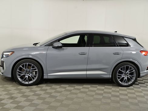 Used 2025 Audi Q4 e-tron Premium Plus w/ Premium Plus image 2