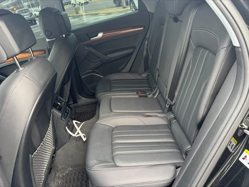 Used 2023 Audi Q5 2.0T Premium Plus w/ Premium Plus Package image 8