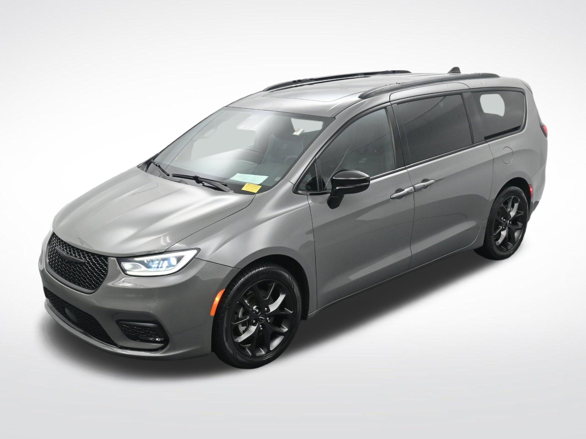 Used 2025 Chrysler Pacifica Limited FWD image 20