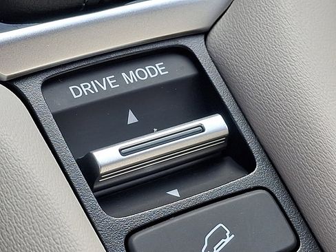 Used 2026 Honda HR-V EX-L image 26