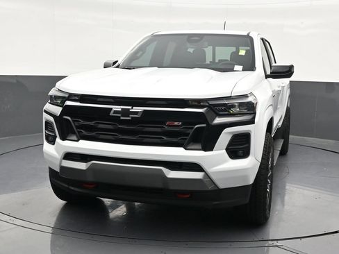 Used 2026 Chevrolet Colorado Z71 w/ Z71 Convenience Package 2 AWD/4WD image 9