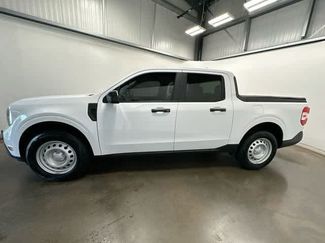 Used 2022 Ford Maverick XL w/ Equipment Group 100A Standard AWD/4WD video 2