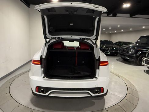 Used 2019 Jaguar E-PACE R-Dynamic SE image 25