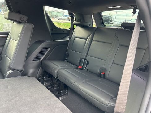 Used 2025 Chevrolet Tahoe LT image 11