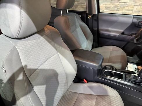Used 2023 Toyota Tacoma SR AWD/4WD image 30