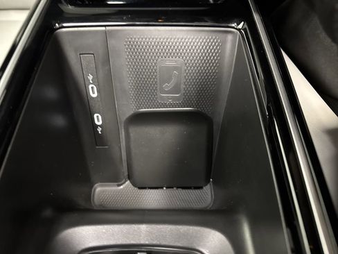 Used 2023 Volkswagen ID.4 Pro S Plus image 25