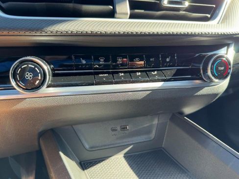 New 2026 Chevrolet Equinox LT image 38