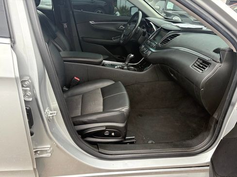 Used 2020 Chevrolet Impala LT image 7