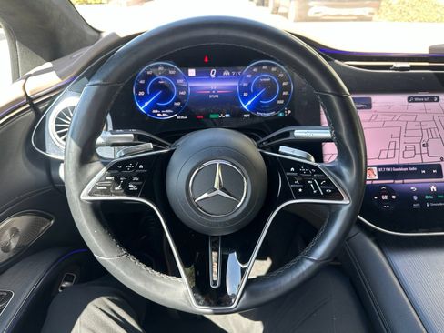 Used 2023 Mercedes-Benz EQS 580 4MATIC Sedan image 2
