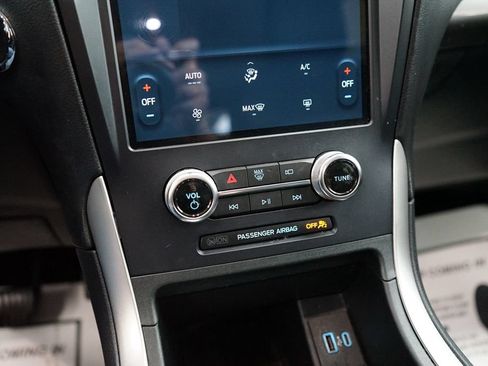 Used 2023 Ford Edge SE w/ Black Appearance Package AWD/4WD image 35