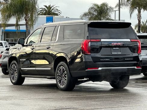 New 2026 GMC Yukon XL Elevation image 3