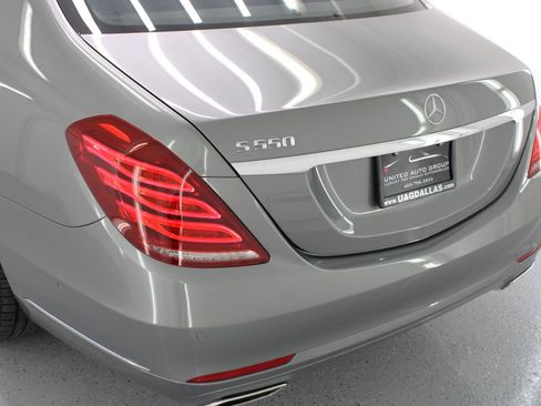 Used 2015 Mercedes-Benz S 550 Sedan image 20