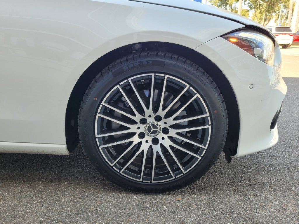 Used 2023 Mercedes-Benz C 300 Sedan image 39