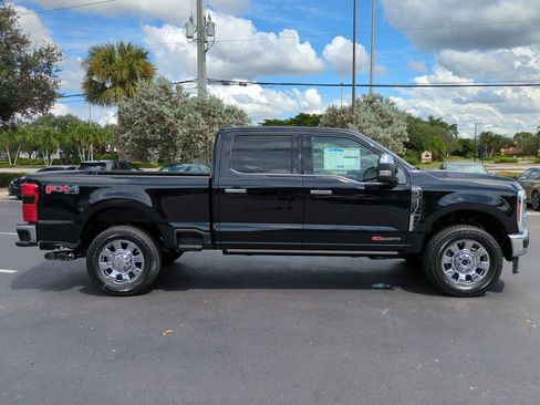 New 2026 Ford F250 King Ranch w/ Chrome Package image 3