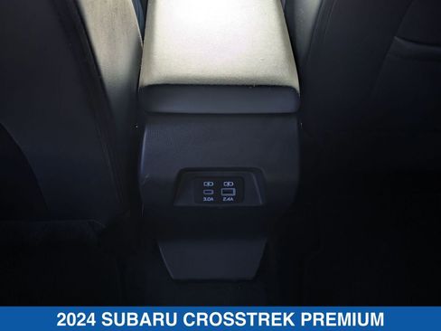 Certified 2024 Subaru Crosstrek 2.0i Premium image 31