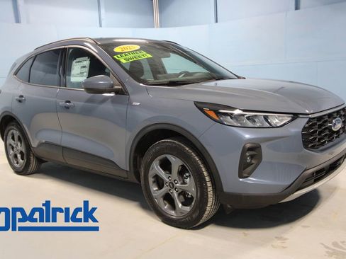 Used 2025 Ford Escape ST-Line Elite w/ Tech Pack #1 image 1