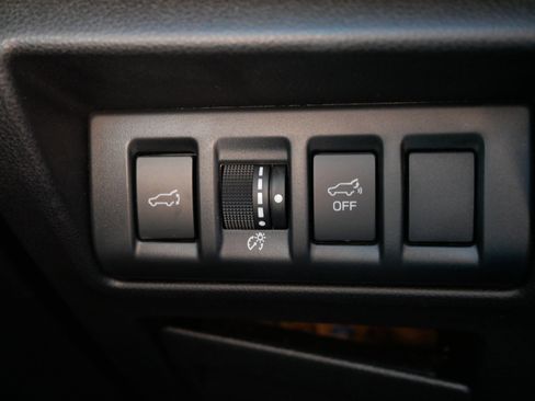 Used 2022 Subaru Outback Premium image 26