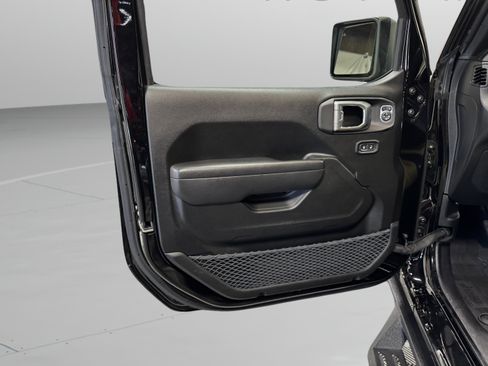 Used 2022 Jeep Wrangler Sport AWD/4WD image 11