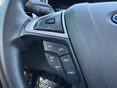 Used 2020 Ford Fusion SE AWD/4WD image 19