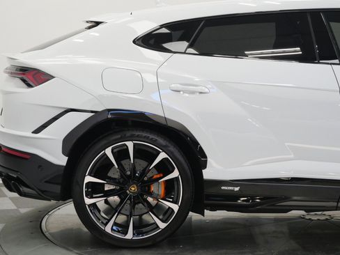 Used 2023 Lamborghini Urus S AWD/4WD image 57