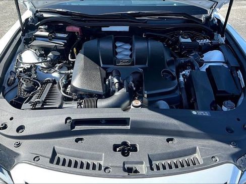 Used 2023 Lexus IS 500 image 29