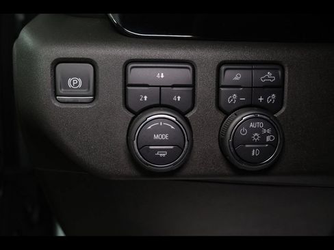 Used 2025 Chevrolet Silverado 2500 LT w/ Safety Package AWD/4WD image 14