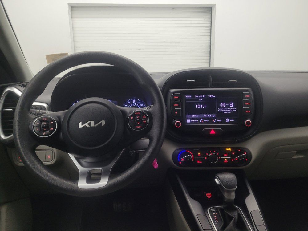 Used 2022 Kia Soul LX FWD image 22