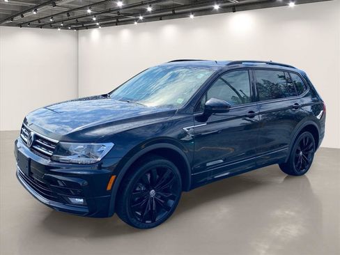 Used 2021 Volkswagen Tiguan SE R-Line AWD/4WD image 3