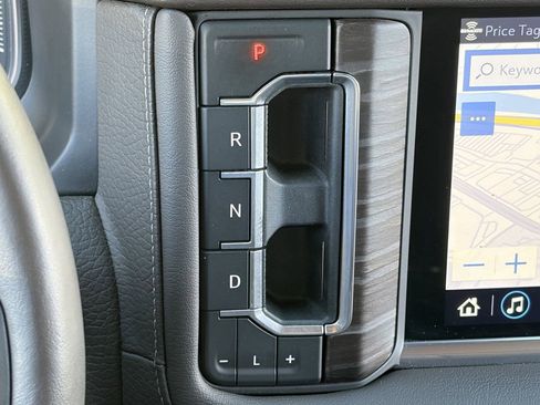 Used 2021 GMC Yukon Denali w/ Denali Premium Package image 29