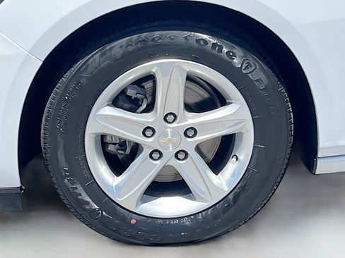 Used 2024 Chevrolet Malibu LS FWD image 28
