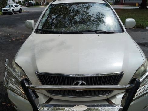 Used 2006 Lexus RX 330 AWD image 2