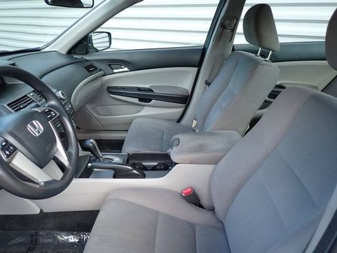 Used 2011 Honda Accord LX image 16