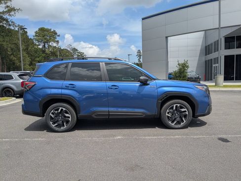 New 2026 Subaru Forester Touring AWD/4WD image 3