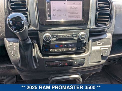 Used 2025 RAM ProMaster 3500 w/ Convenience Group FWD image 17