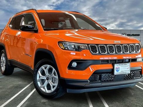 New 2026 Jeep Compass Latitude AWD/4WD image 14