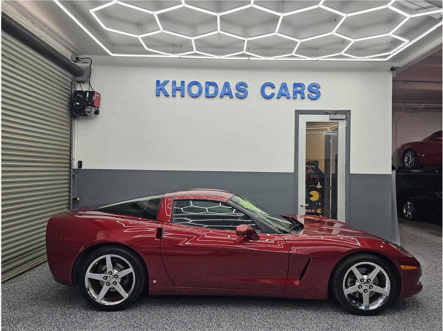 Used 2008 Chevrolet Corvette Coupe w/ Preferred Equipment Group RWD image 5