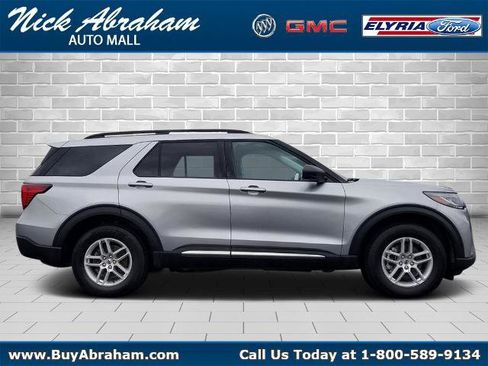 Certified 2025 Ford Explorer Active AWD/4WD image 1
