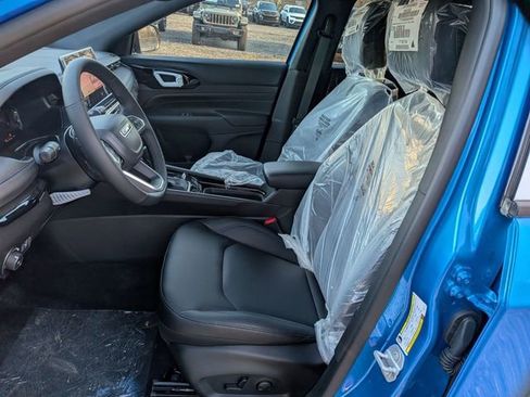 New 2026 Jeep Compass Limited w/ Sun, Sound & Navigation Group image 7