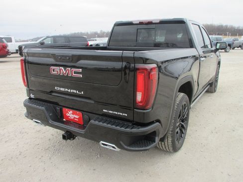 New 2026 GMC Sierra 1500 Denali w/ Denali Reserve Package image 5