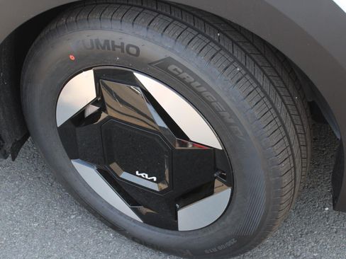 New 2026 Kia EV9 Wind AWD/4WD image 22