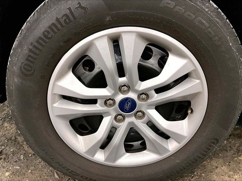 Certified 2022 Ford Escape S image 8