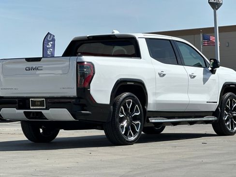 New 2025 GMC Sierra EV Denali image 6