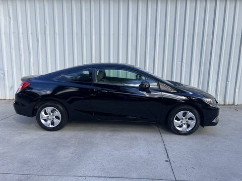 Used 2013 Honda Civic LX image 2