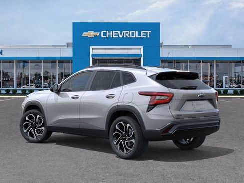 New 2026 Chevrolet Trax RS w/ Driver Confidence Package image 3