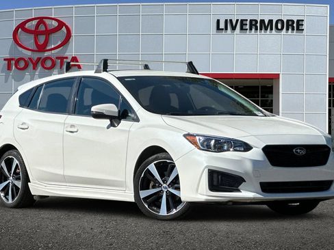 Used 2017 Subaru Impreza 2.0i Sport AWD/4WD image 2