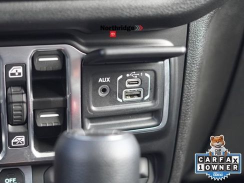 Used 2025 Jeep Wrangler Unlimited Sport S 4xe AWD/4WD image 27