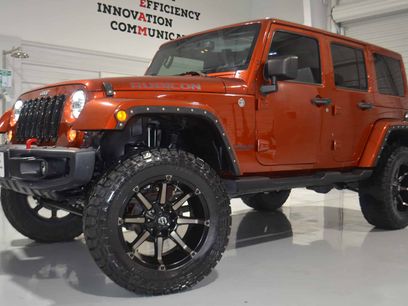 Used 2014 Jeep Wrangler Unlimited Rubicon w/ Connectivity Group