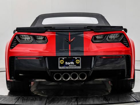 Used 2015 Chevrolet Corvette Z06 w/ 3LZ Preferred Equipment Group image 14