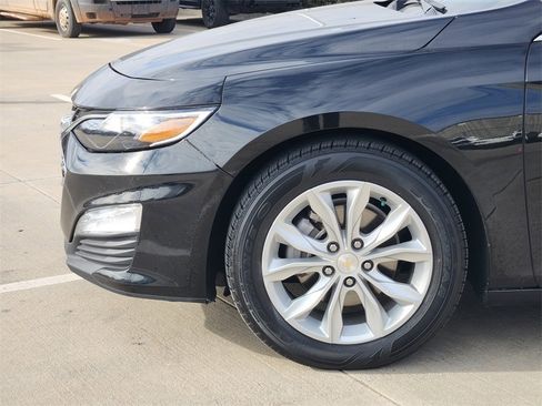 Used 2024 Chevrolet Malibu LT image 9